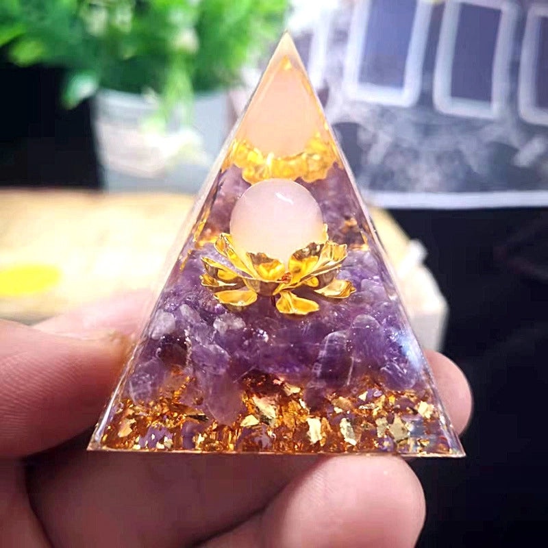 5cm Crystal Pyramid Resin Sculpture with Geometric Design for Home Decor|Home Decoration