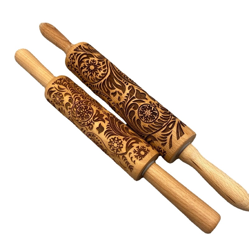 Christmas Retro Wooden Baking Rolling Pin Snowflake Rose Design