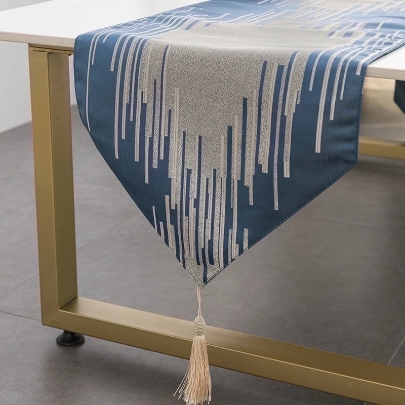 Stylish Geometric Polyester Fiber Tablecloths for Home Dining|Home Decor/Table Linens