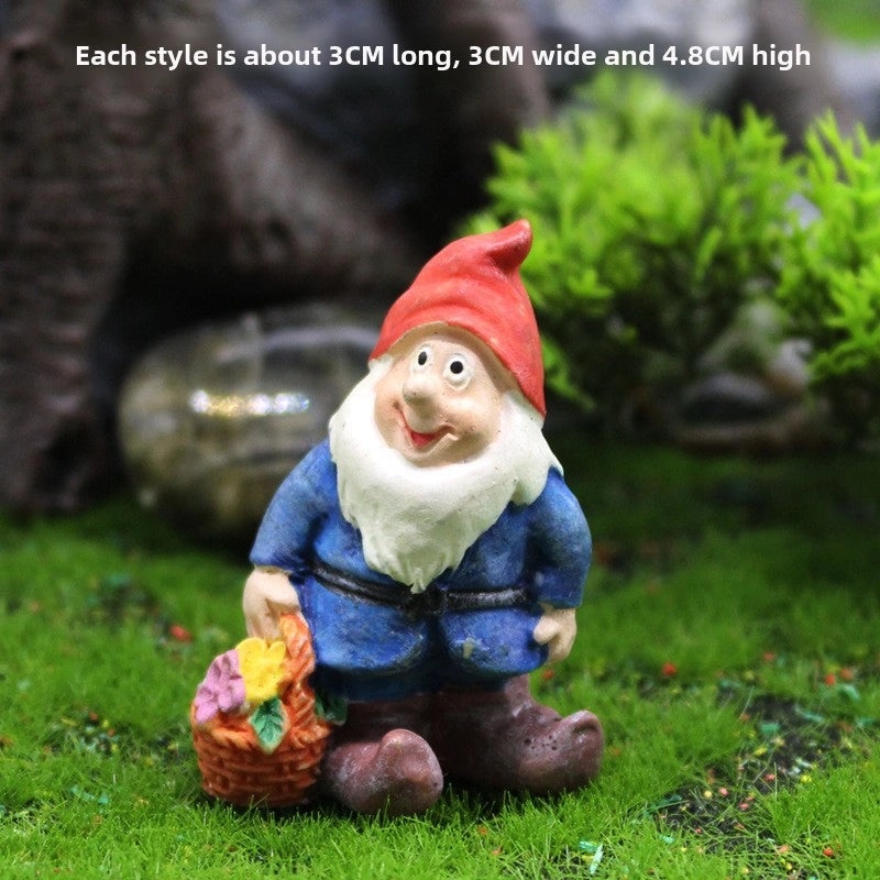 Pastoral Cartoon Resin Human Figurines for Christmas Valentine’s Day New Year Table Decor|Home Decor