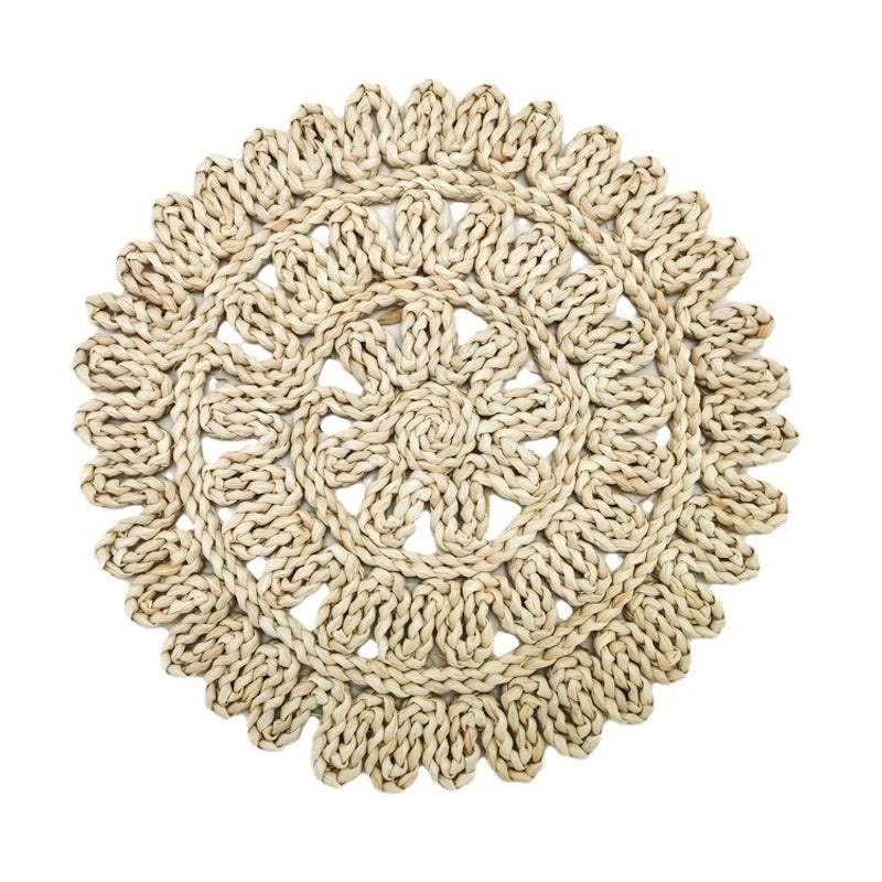 Hand-Woven Corn Husk Grass Flower Mat for Dining Table Insulation Coaster Pot Bowl Mat|Kitchen & Dining Accessories
