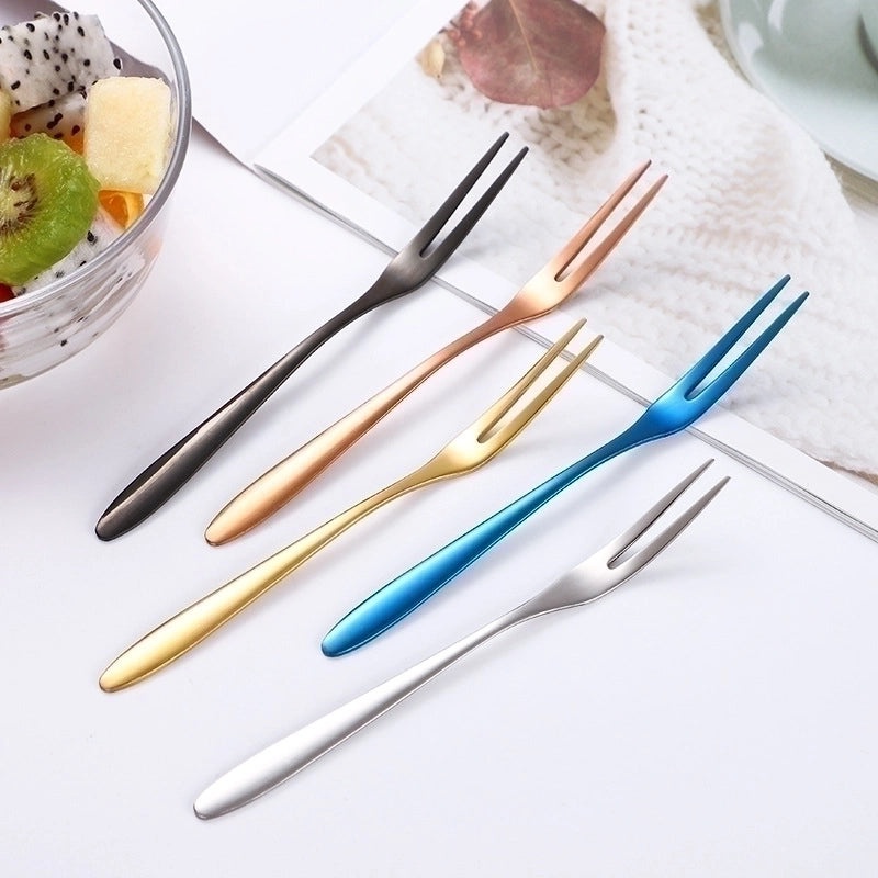 Stainless Steel Fruit Fork in Solid Color for Casual Dining|Kitchen & Dining Utensils