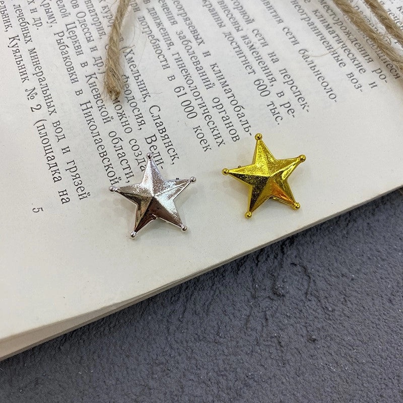 200 Mini 2cm Plastic Five-Pointed Stars for Christmas Tree Tops and Cake Decorations|Holiday Decorations