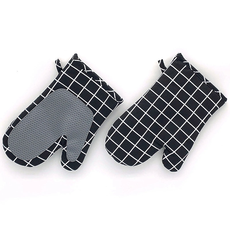 Cotton Heat Resistant Gloves with Minimalist Polka Dot Design|Kitchen & Dining Accessories