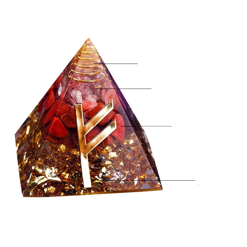 Minimalist Crystal Pyramid Ornament | Daily Indoor Home Decor