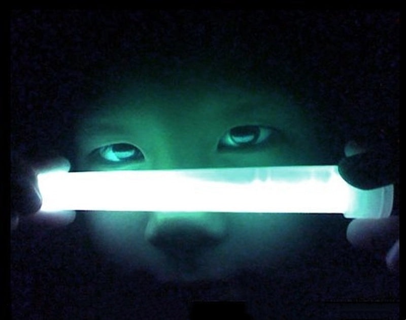 6-inch Fluorescent Glow Stick with Hook for Outdoor Camping Emergency Night Light|Outdoor Recreation & Camping Gear