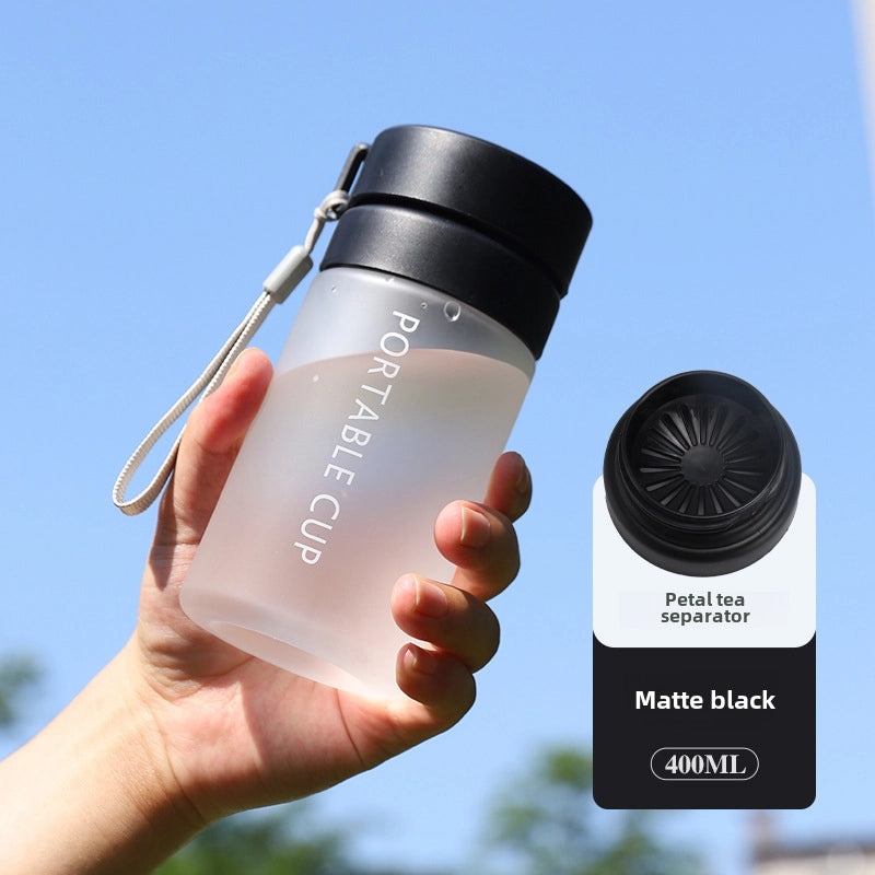 Large-capacity Outdoor Sports Water Bottle with Frosted Plastic Portable Rope Customizable Tea Drain Cup|运动水壶