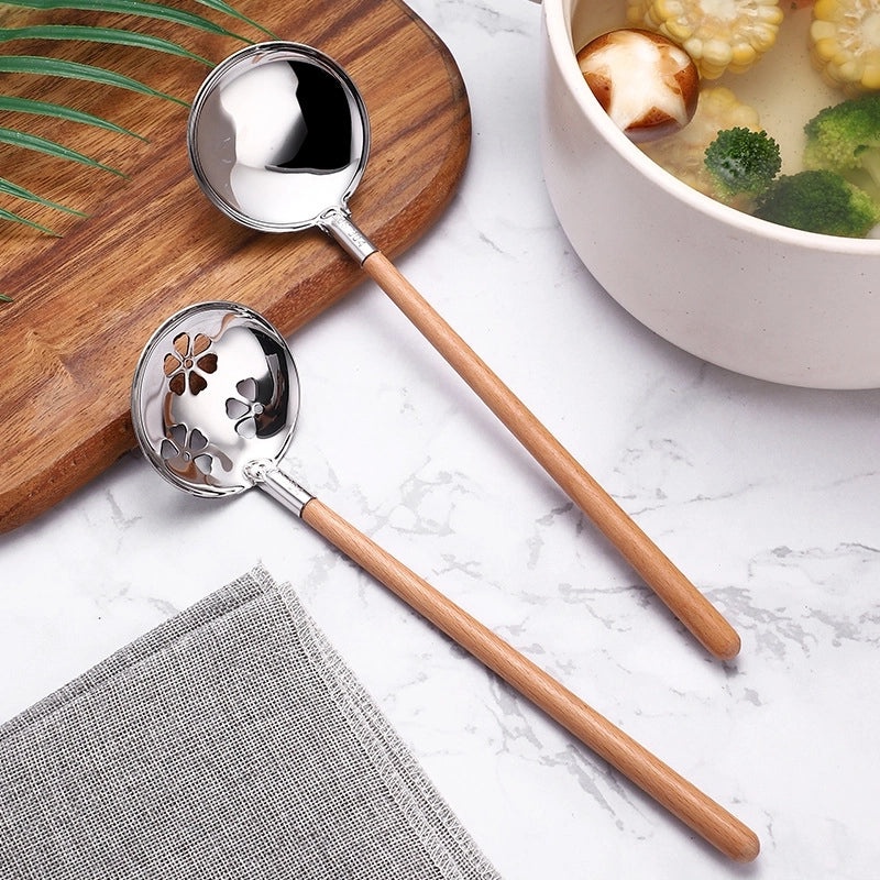 Elegant Solid Color Stainless Steel Spoon for Everyday Use|Kitchen & Dining Utensils