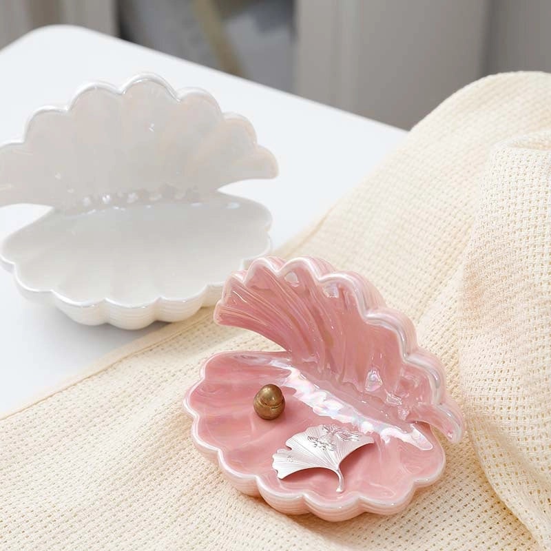 Minimalist White Shell Tray Decorative Piece for Beach-Themed Home | Home Decor