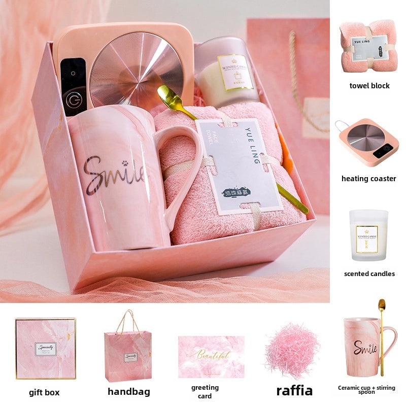 Holiday Ceramic Bear Towel with Handheld Fan and Cardboard for Christmas and Valentine’s Day|Seasonal Gift Sets