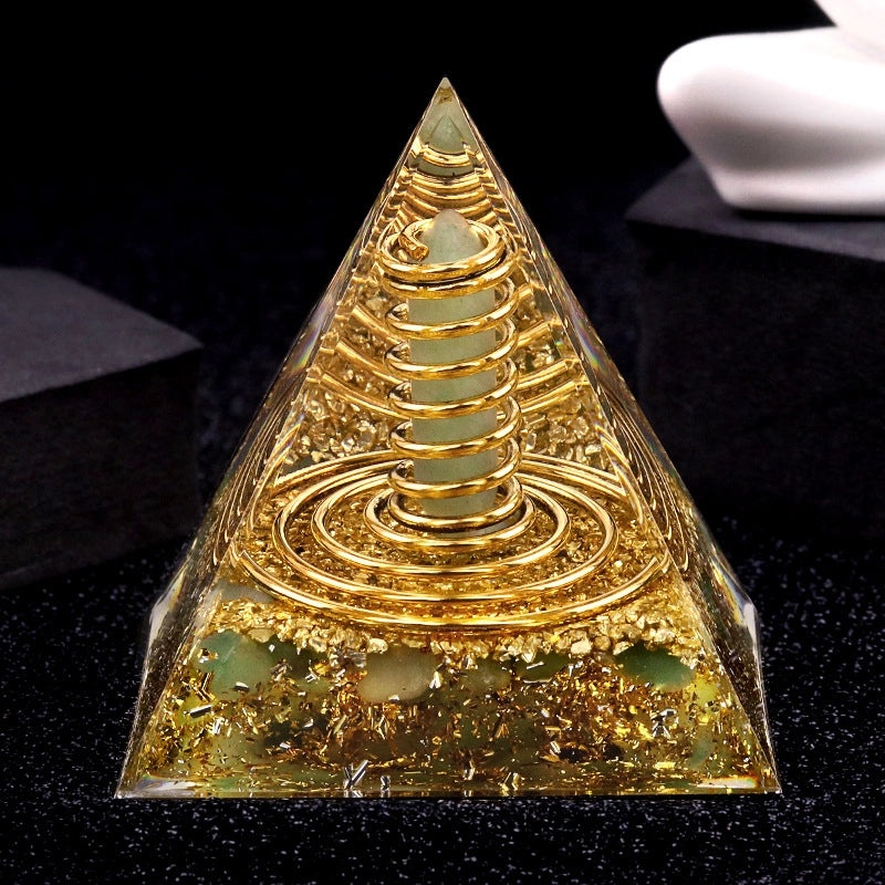 Minimalist Classic Resin Pyramid Ornament Decorative Crystal Pyramid Sculpture|Home Decor Accessories