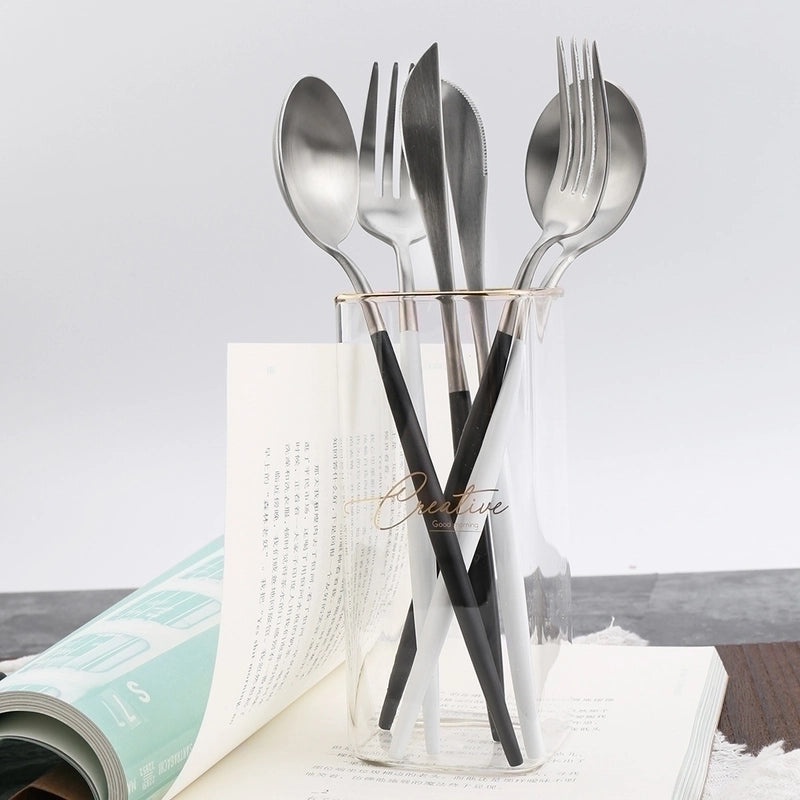 Elegant Solid Color Stainless Steel Cutlery Piece | Tableware