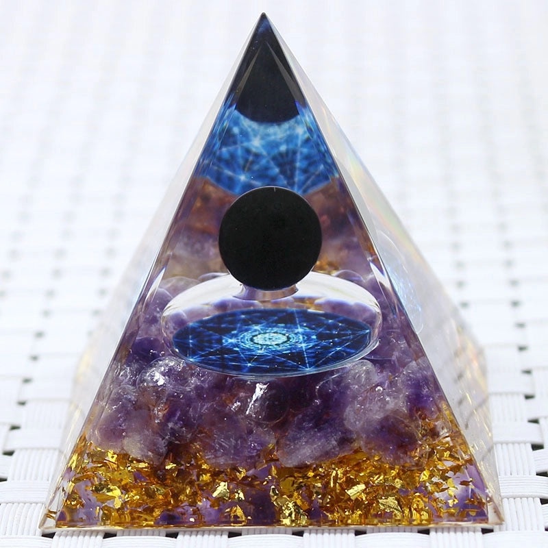 Classic Geometric Acrylic Crystal Pyramid Decor|Home Decor