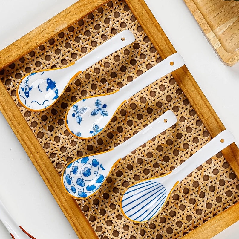 Japanese Style Blue and White Ceramic Soup Spoon Thickened Curved Handle Anti-scalding Small Spoon|Kitchen & Dining