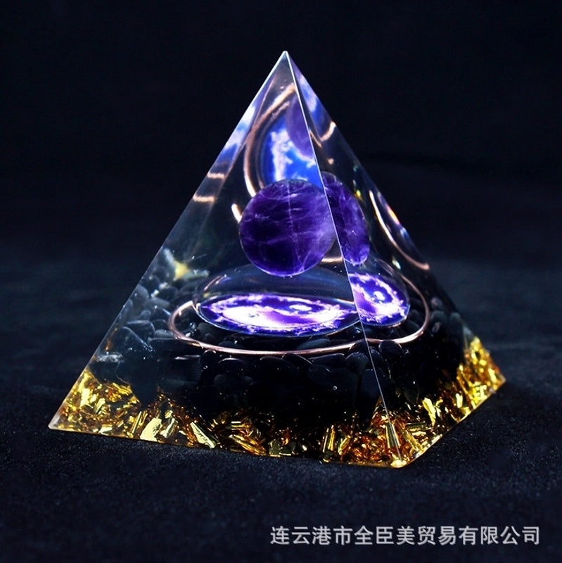 Elegant Triangle Crystal Pyramid Ornament|Home Decor Accessories