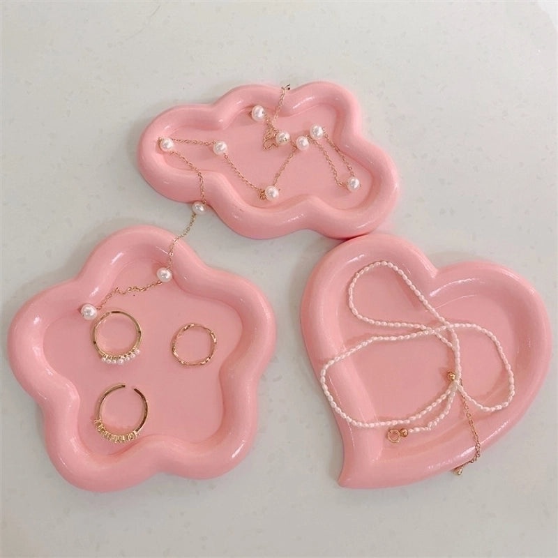 Heart Shaped Resin Ornaments for Home Decor | Home Decorations