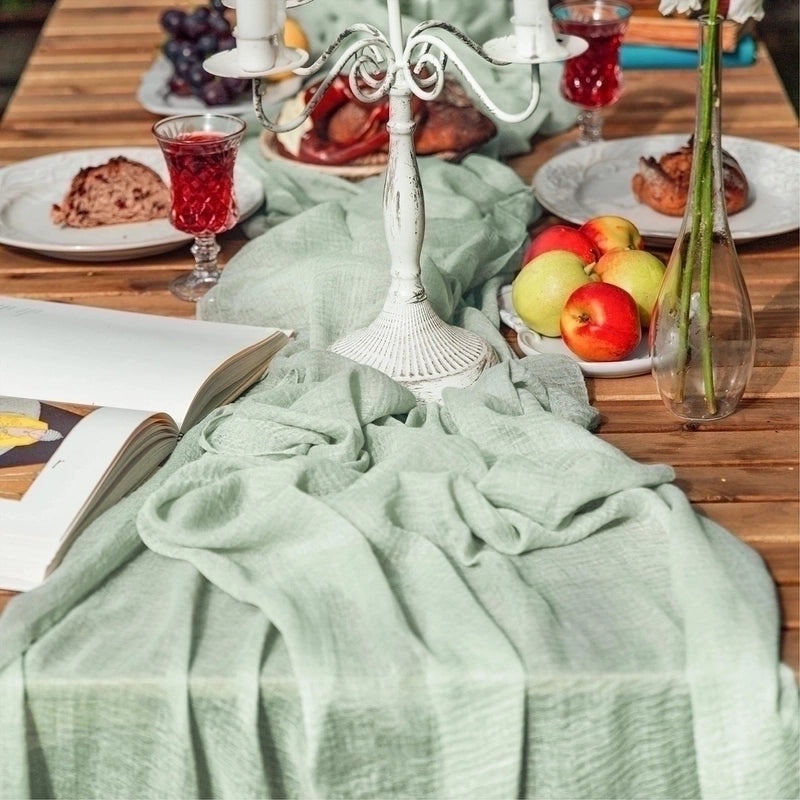 Elegant Vacation Table Runner in Solid Color Polyester|Home Decor Table Linens