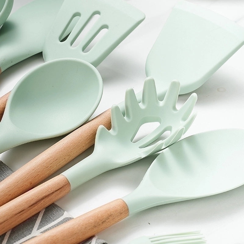 Minimalist Solid Color Wooden and Silicone Kitchen Tools|Kitchenware & Utensils
