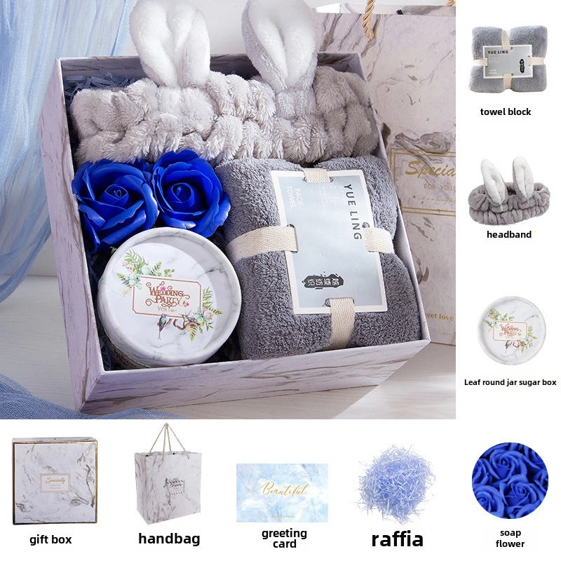 Holiday Ceramic Bear Towel with Handheld Fan and Cardboard for Christmas and Valentine’s Day|Seasonal Gift Sets