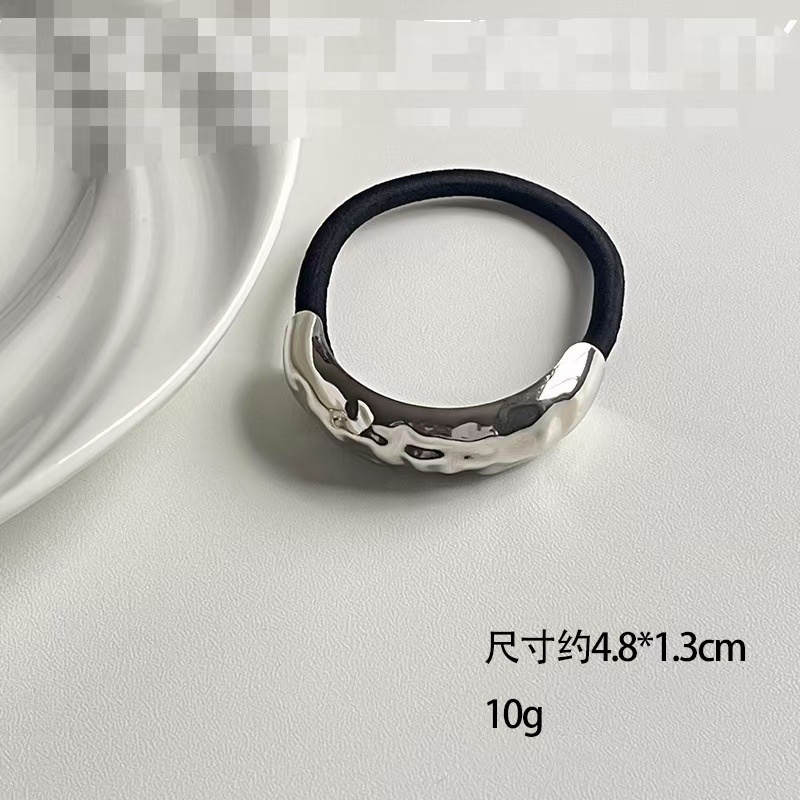 Women's Smooth Alloy Arc Ponytail Holder Minimalist Metallic