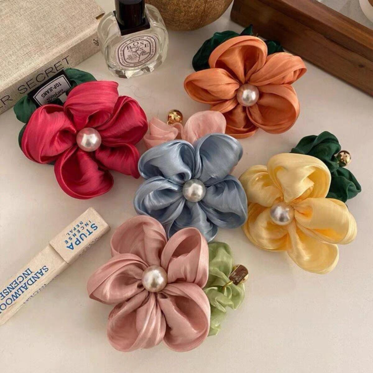 Women's High Elastic Pearl Telephone Cord Hair Tie Holiday Floral Scrunchie