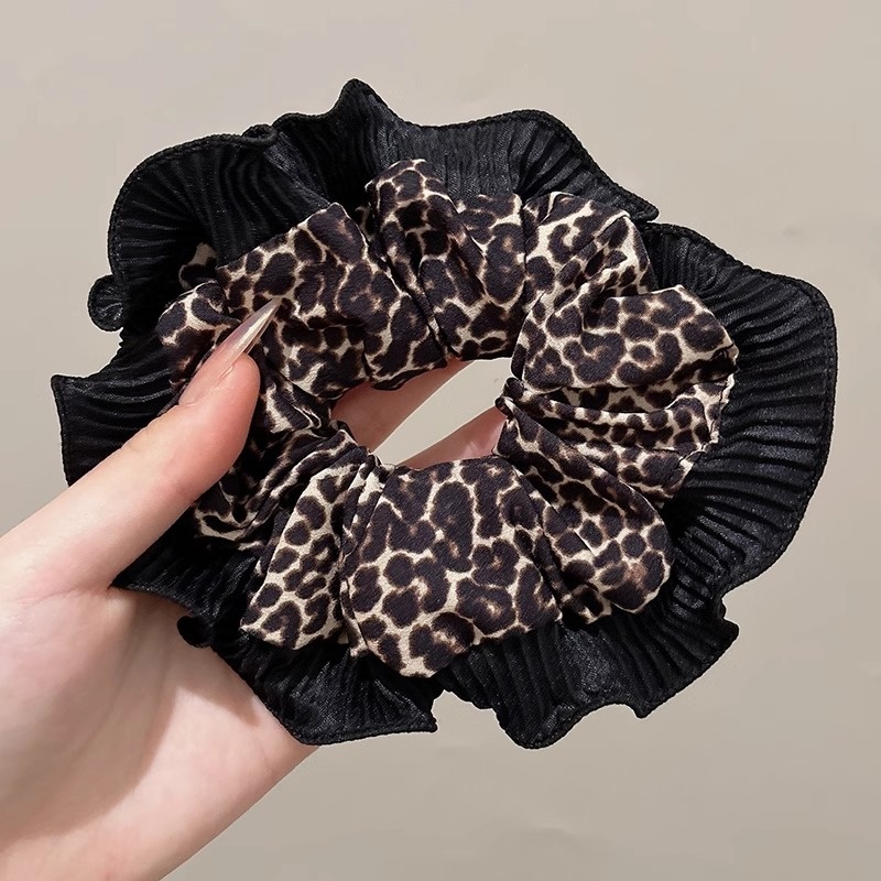 Women's Sweet Bun Scrunchie Hair Tie Multi-layer Lace Knit Cloth
