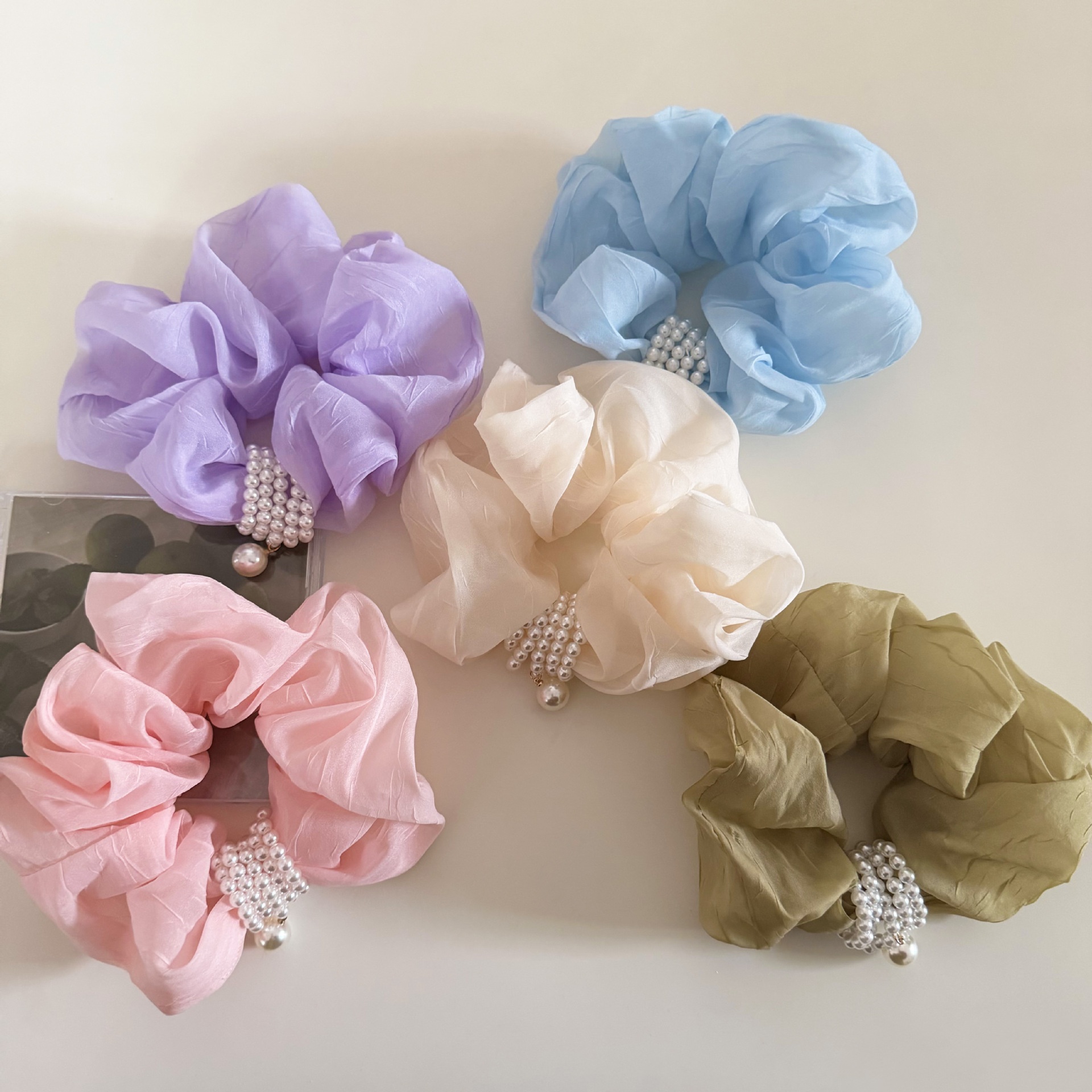 Women's French Soft Gauze Hair Tie For Daily Wear Black Pearl