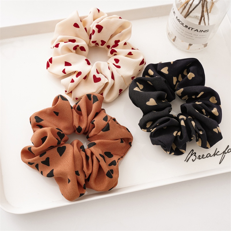 Women's Daily Elastic Cloth Hair Ties Simple Three-Color Heart Style