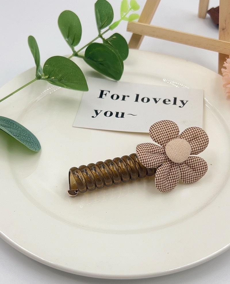 Women's Handmade Braided Telephone Line Hair Rope Dry Rose Flower