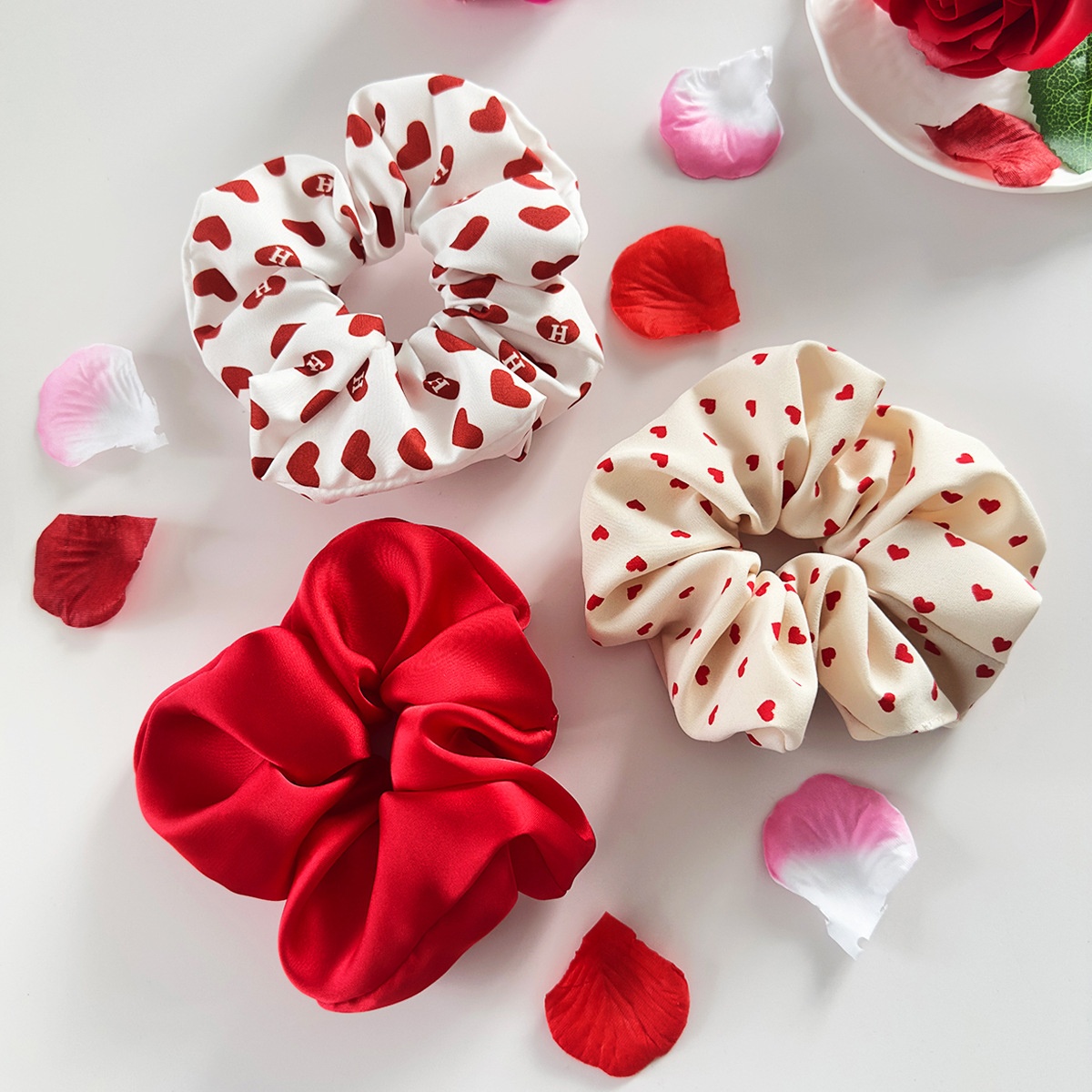 Women's Valentine Cloth Elastic Hairband Red White Beige Heart