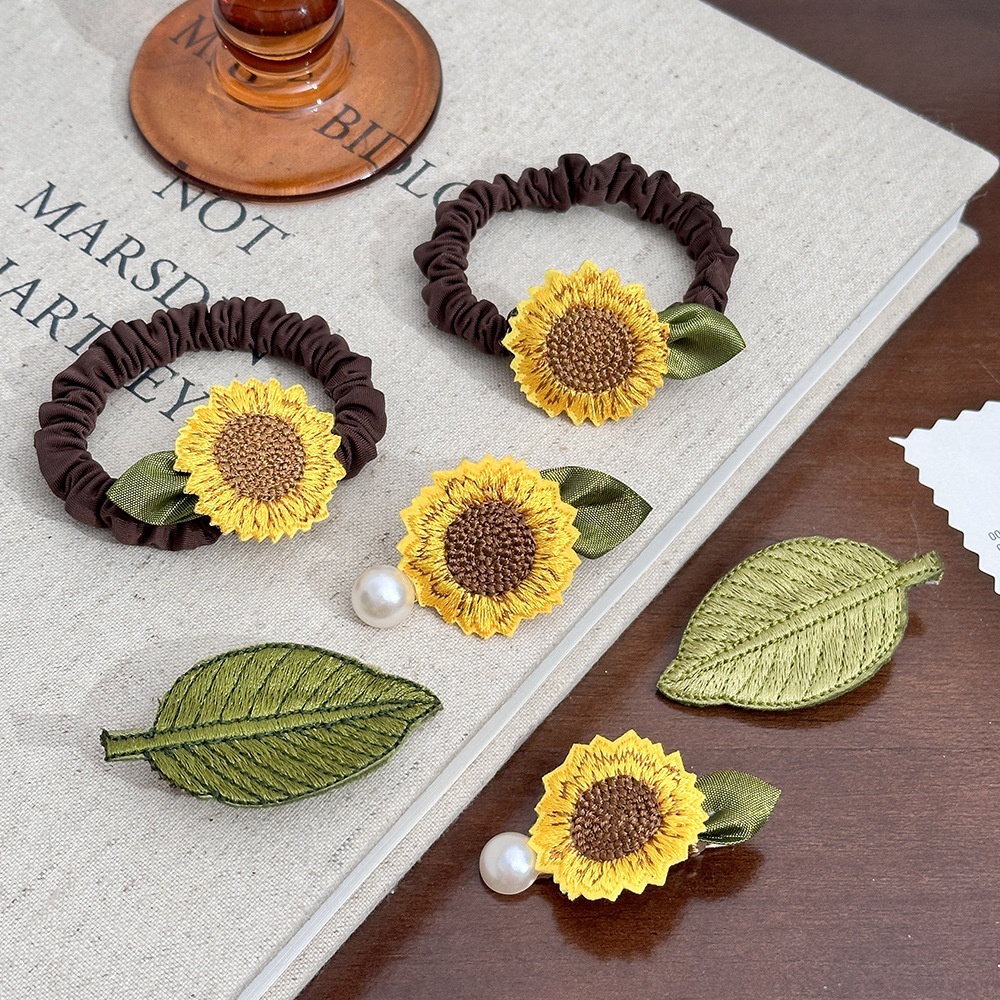 Women's Stylish Commute Pearl Cloth Hair Band Sunflower and Leaves