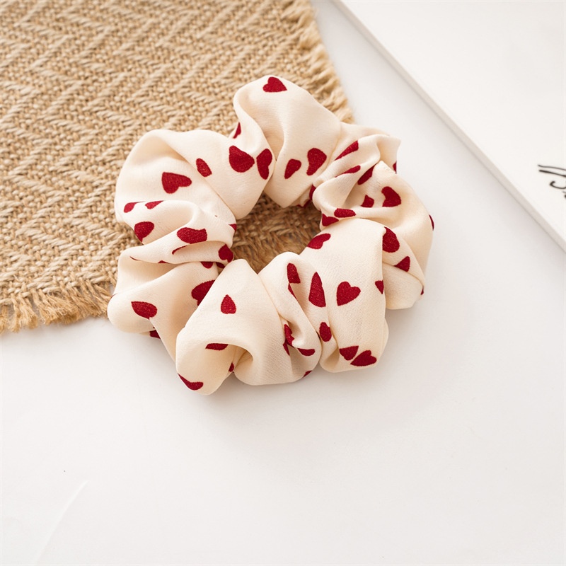 Women's Daily Elastic Cloth Hair Ties Simple Three-Color Heart Style