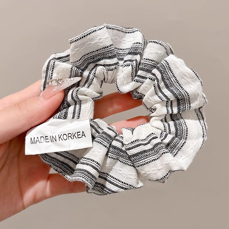 Women's Sweet Bun Scrunchie Hair Tie Multi-layer Lace Knit Cloth