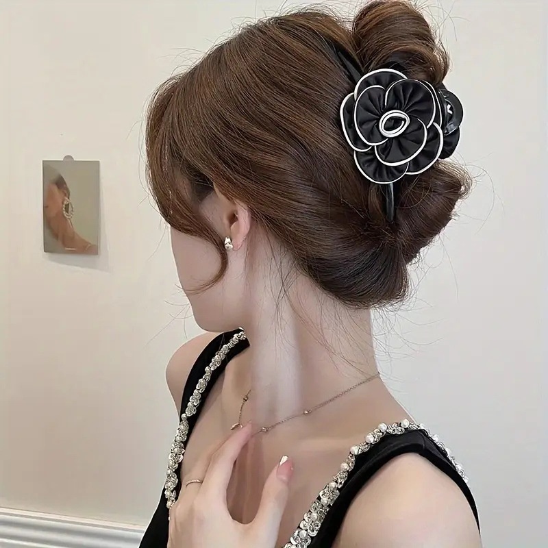 Women's Elegant Hair Tie Claw Clip Sweet Mountain Flower Horse Print