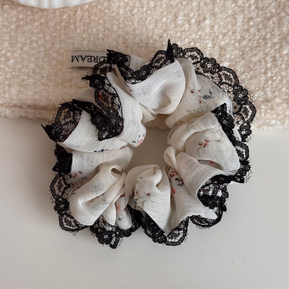 Women's Daily French Style Lace Hair Scrunchie Black Ditsy Floral
