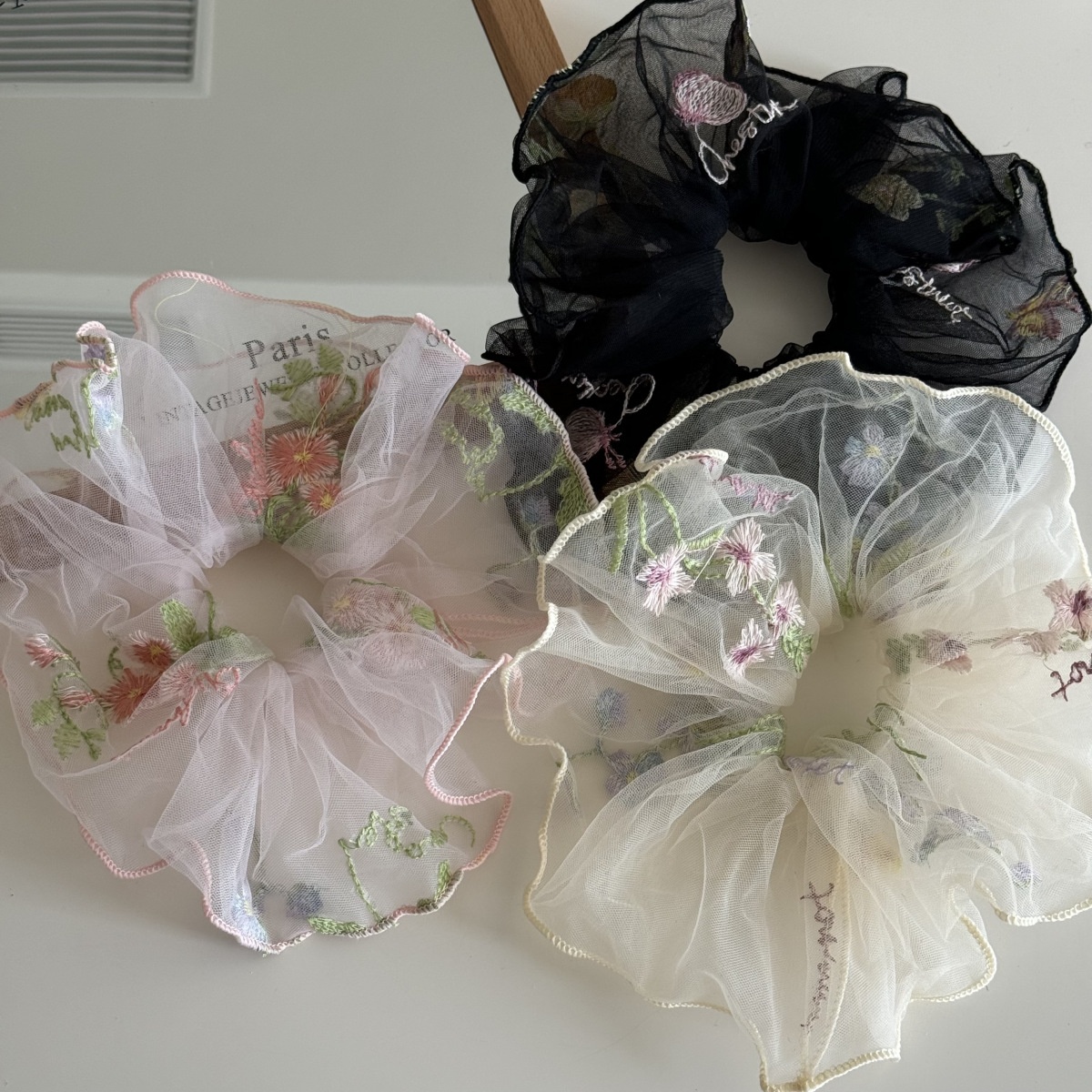 Women Gentle Fairy Mesh Hair Scrunchie Embroidered Floral Pleated