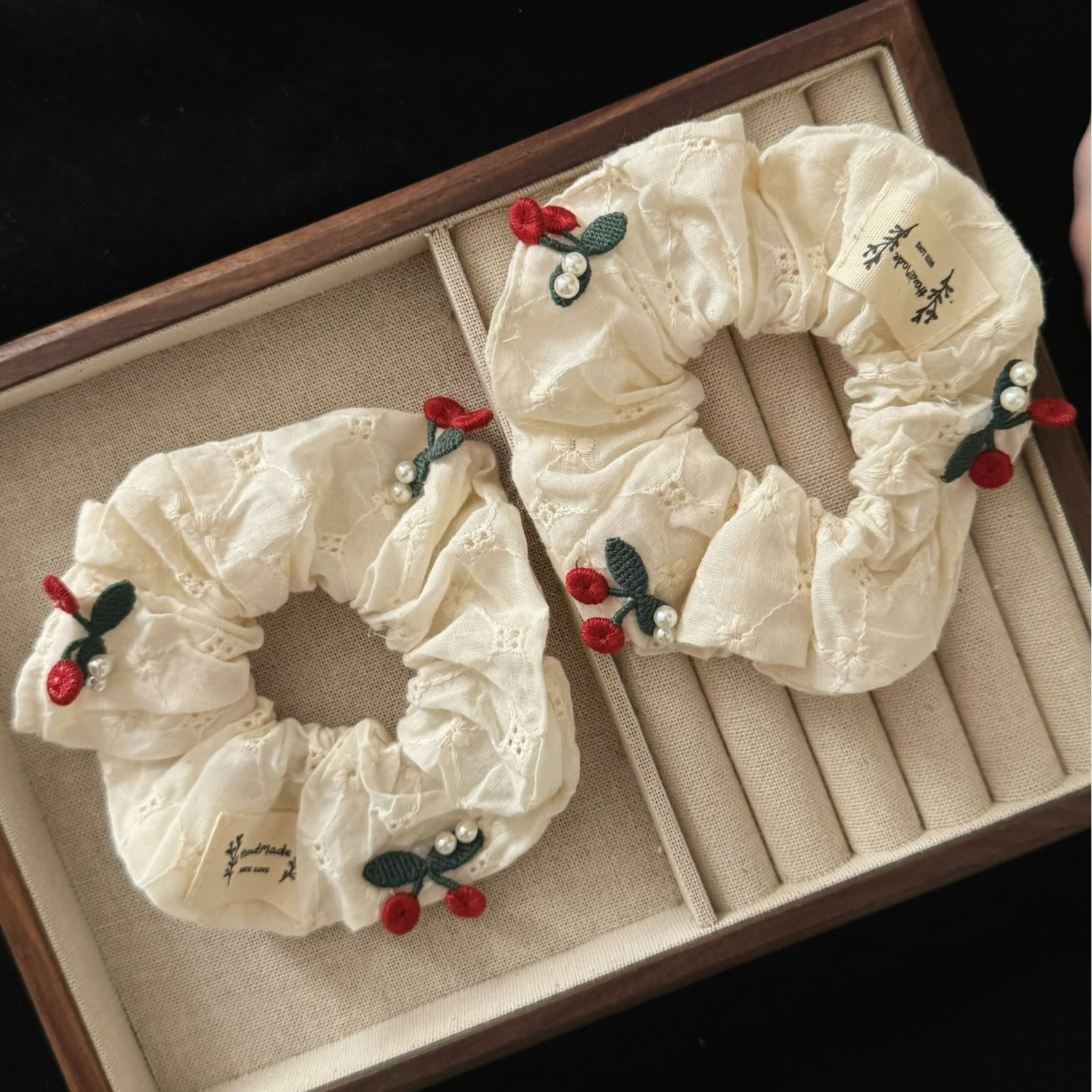 Girls Sweet Cloth Ponytail And Bun Hair Ties Red Cherry Lace