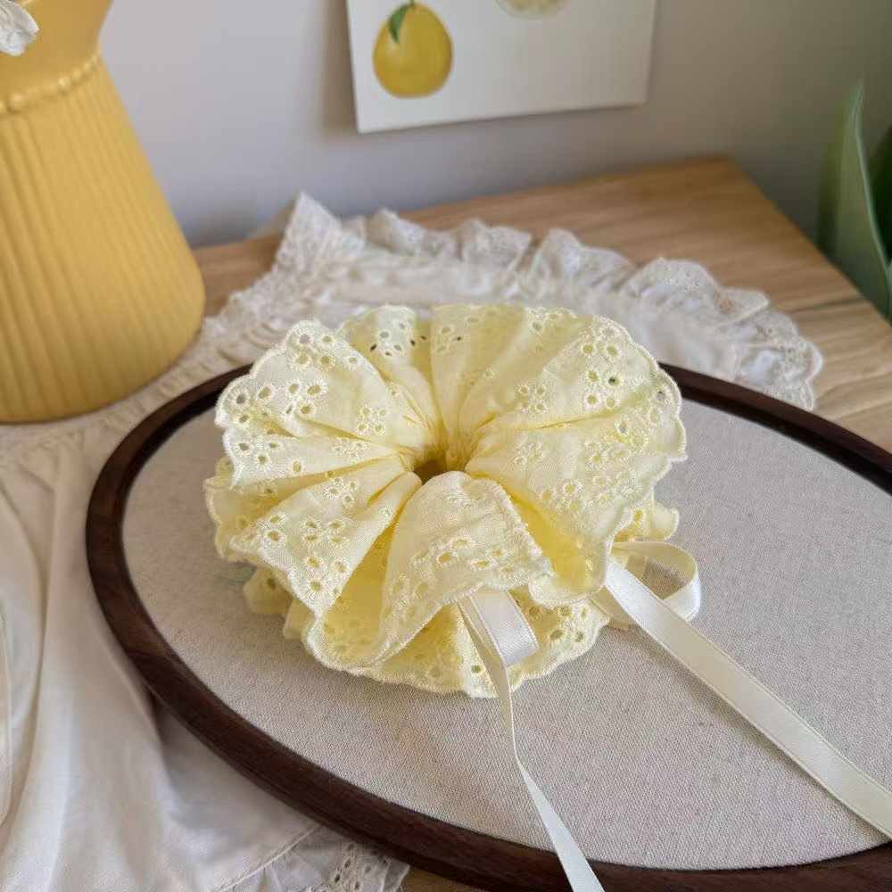 Women's Spring Summer Elegant Bowknot Hair Tie Sweet Lace Pattern