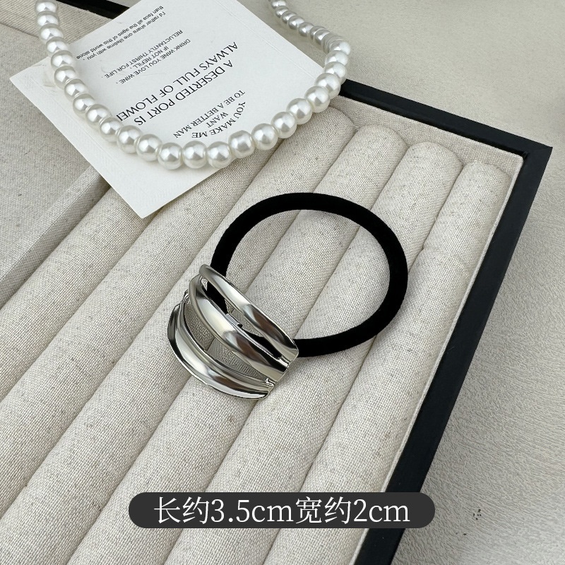 Women's Versatile Retro Alloy Elastic Hair Ties Round Cold Tone