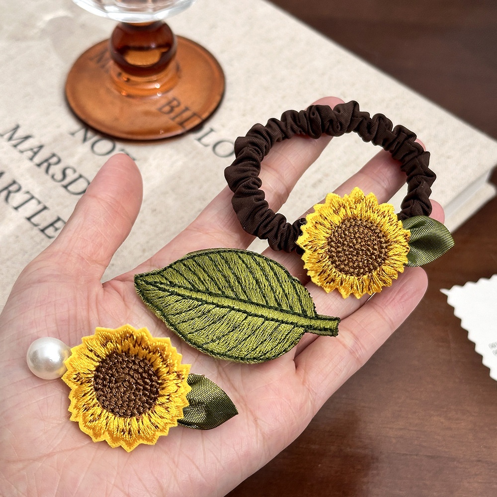 Women's Stylish Commute Pearl Cloth Hair Band Sunflower and Leaves
