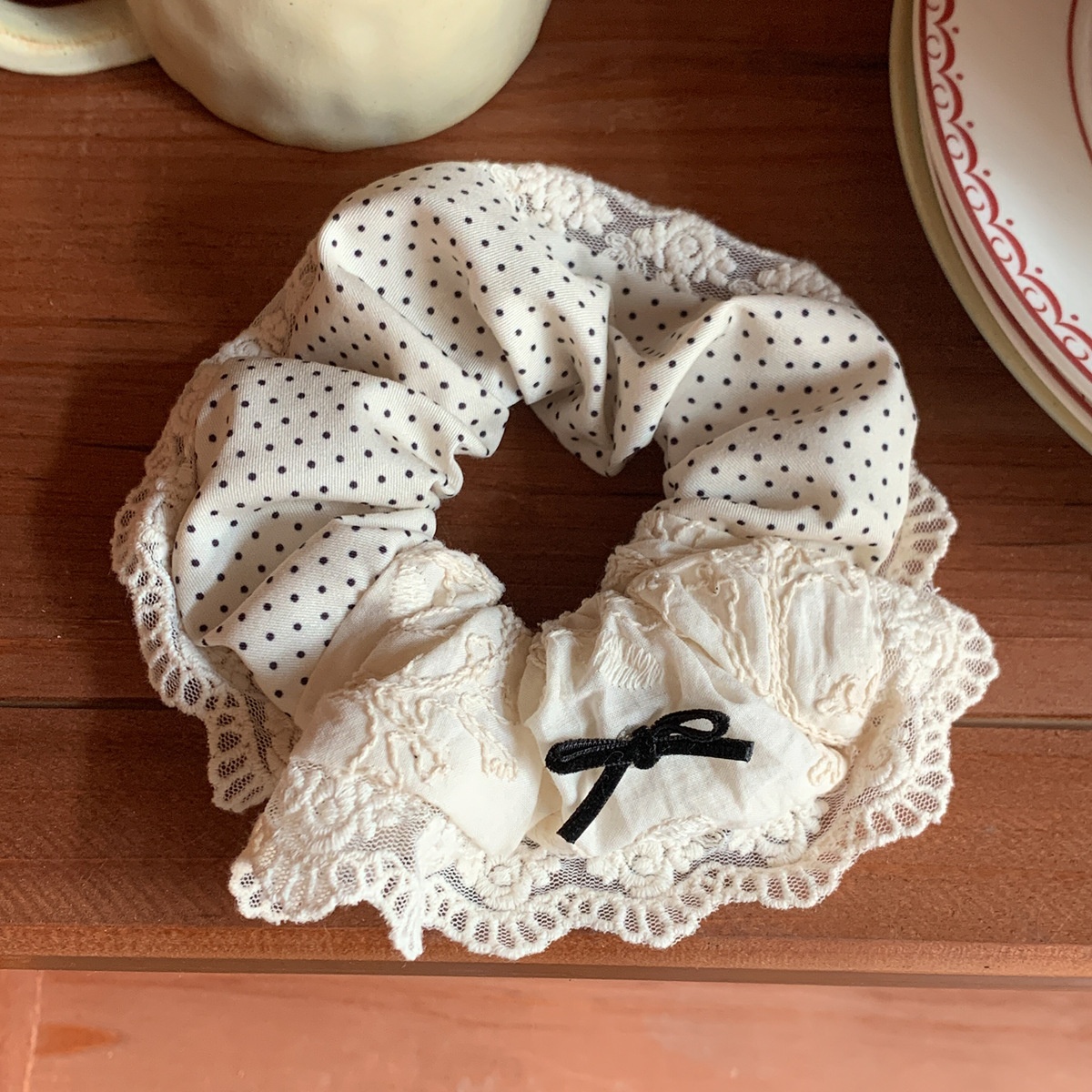 Women's Spring High-End Silky Pleated Pearl Streamer Large Hair Ring