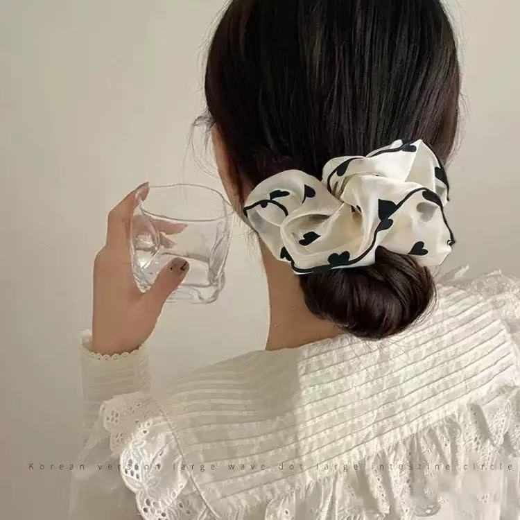 Women's Cloth Scrunchie Hair Tie Simple Gipsophila Floral Pattern
