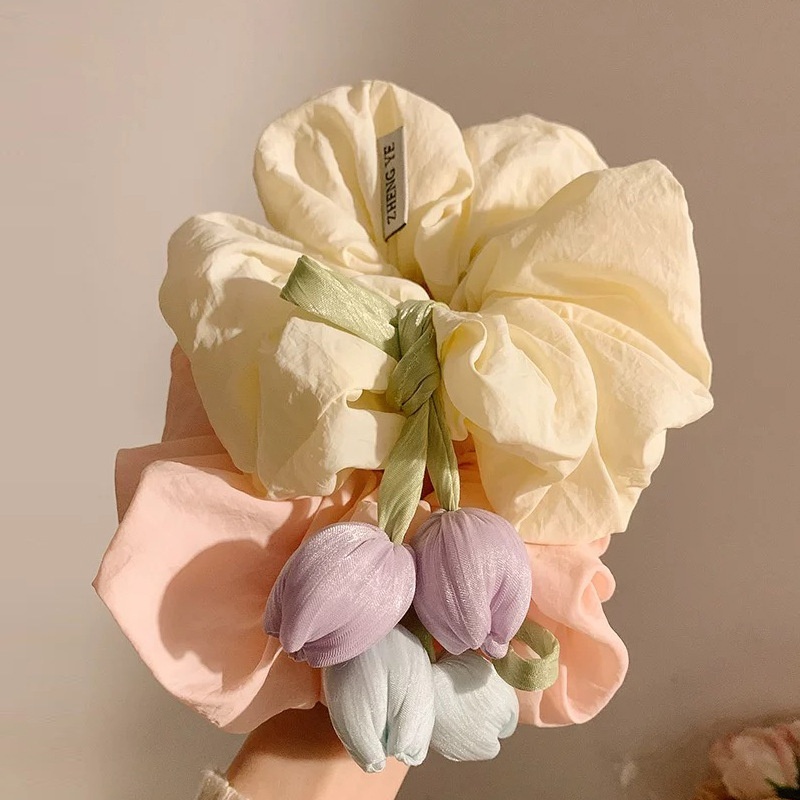 Women's Elegant Fabric Hair Tie For Weekend Selfies Large Tulip Floral