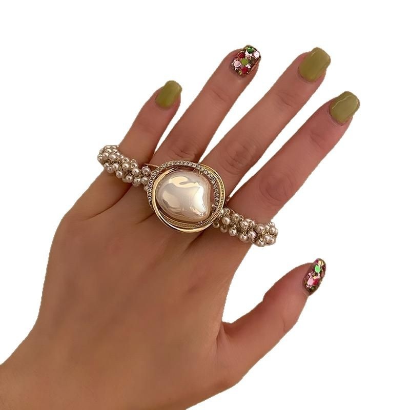 Women's Light Luxury Pearl Ponytail Hair Tie Platinum Inlay