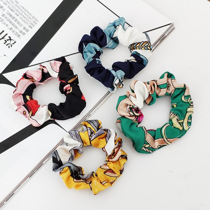 Women's Festival Velvet Hair Scrunchies Set Geometric Printed