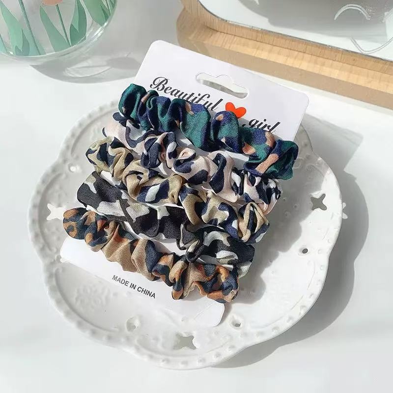 Women's Festival Velvet Hair Scrunchies Set Geometric Printed