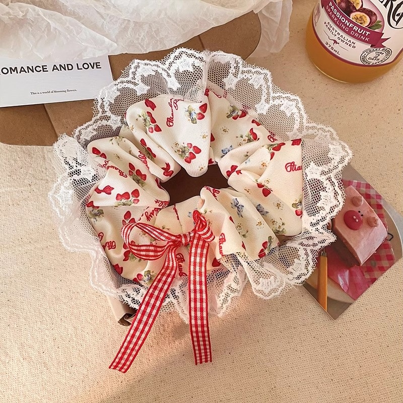 Women's Spring High-End Silky Pleated Pearl Streamer Large Hair Ring