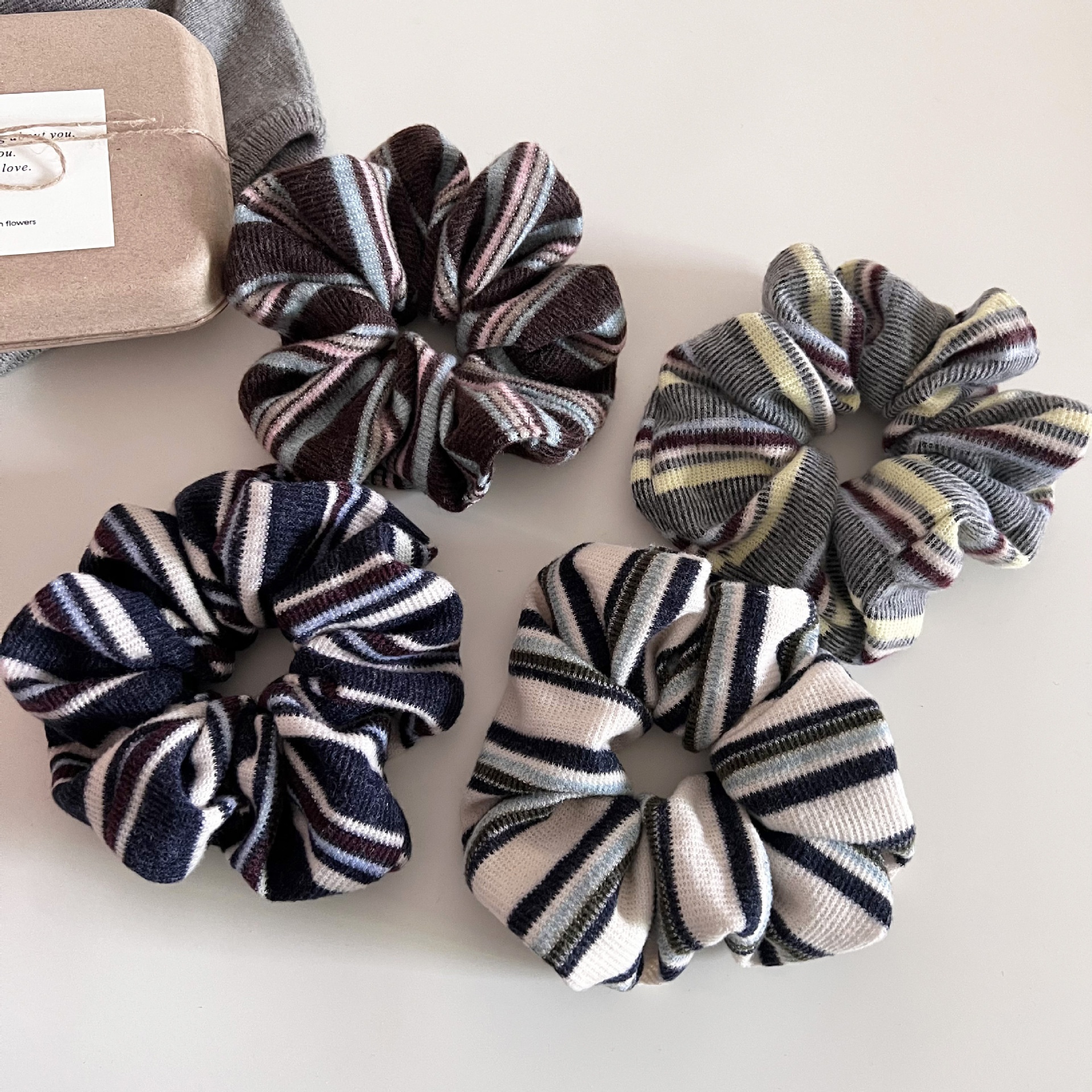 Women's Retro Preppy Knitted Stripe Hair Ties Soft Versatile Bun Headbands