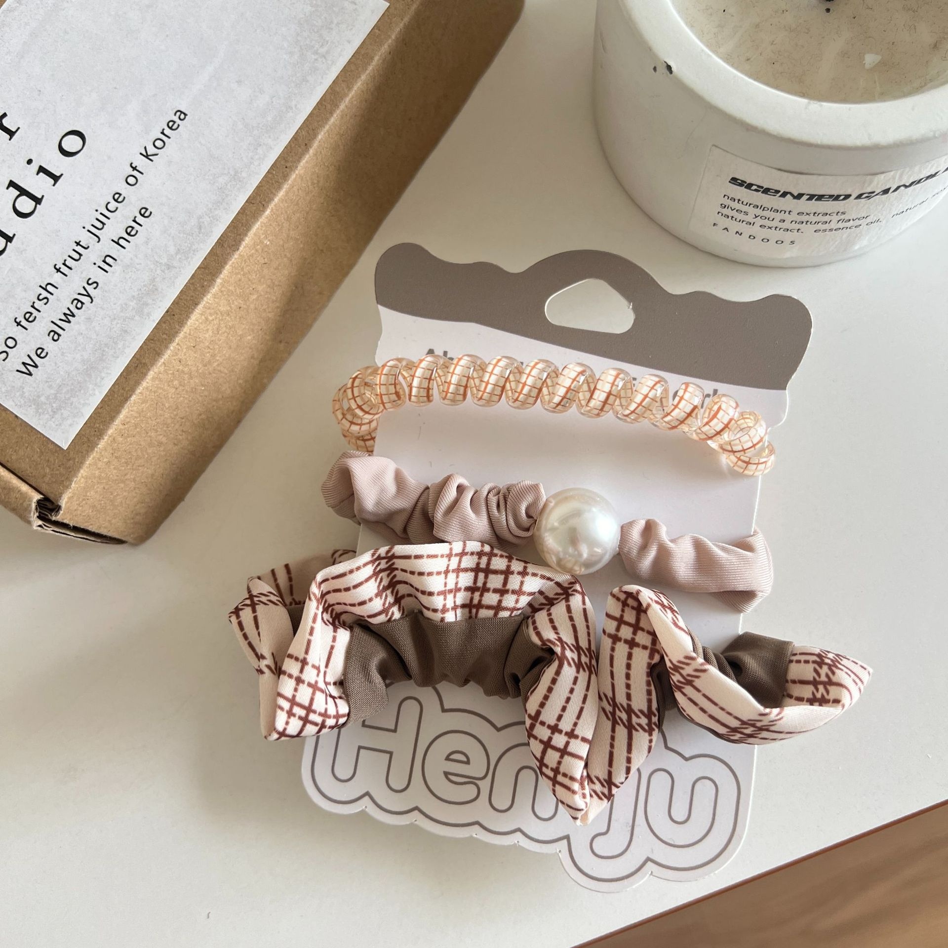 Women's Fabric Ponytail Hair Ties Vintage Leopard Print Pearl Ruffles