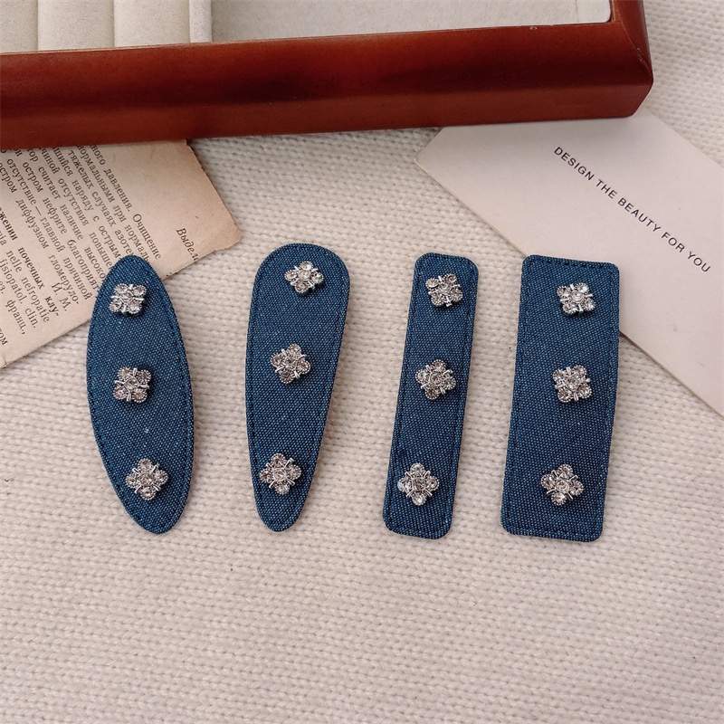 Women's Rhinestone BB Clip Elastic Cloth Hairband Winter Snowflake